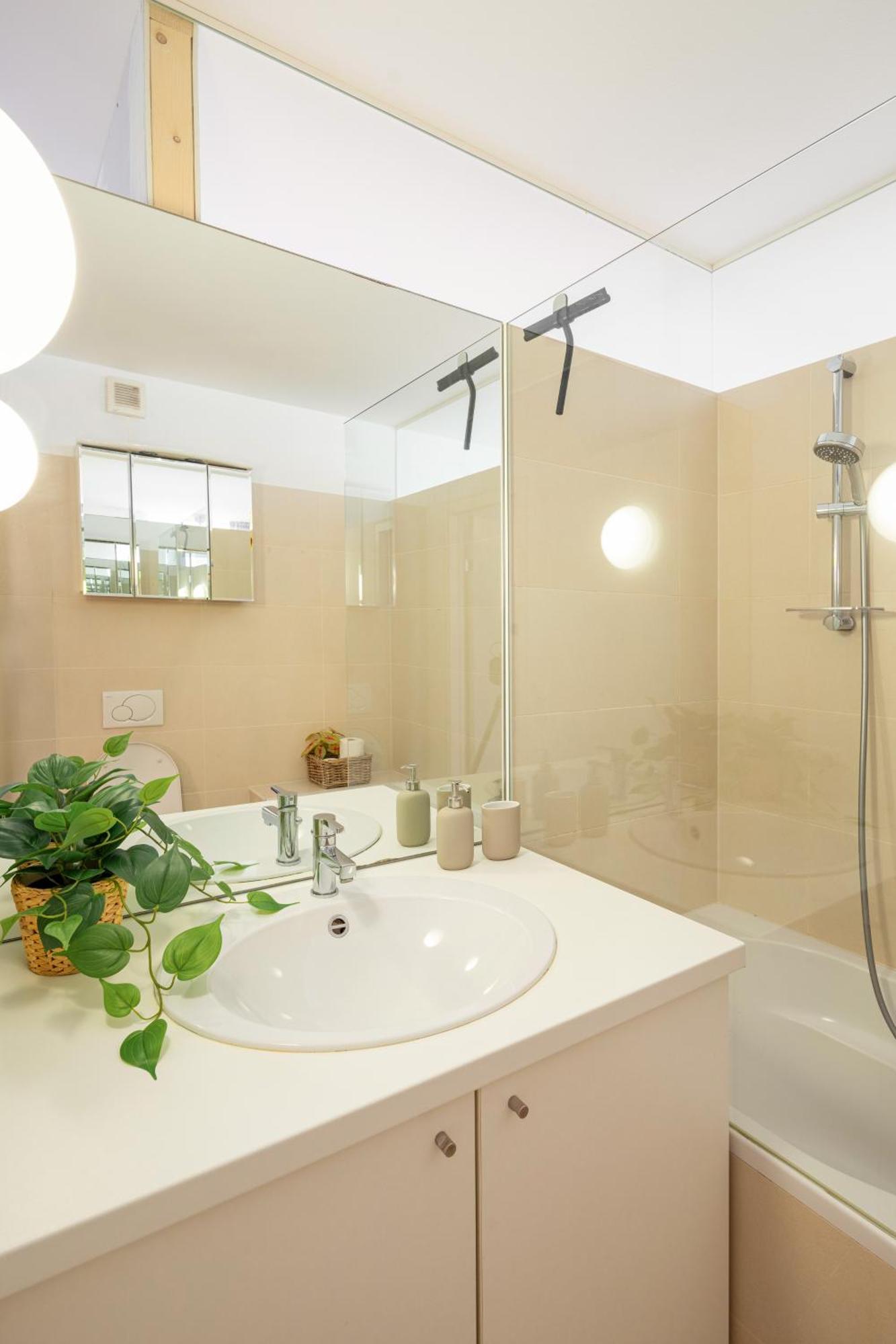 Gemuetliches, Ruhiges Apartment - 90M2 Mit Garten Und Terrasse Wien Eksteriør billede