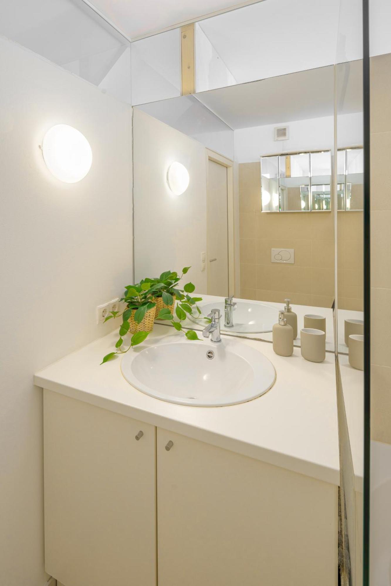 Gemuetliches, Ruhiges Apartment - 90M2 Mit Garten Und Terrasse Wien Eksteriør billede